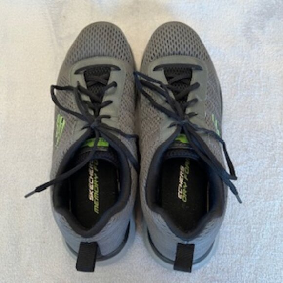 Sketchers Memory Foam Lite Weight Men's Athletic Tennis Shoe 12 - Picture 3 of 13